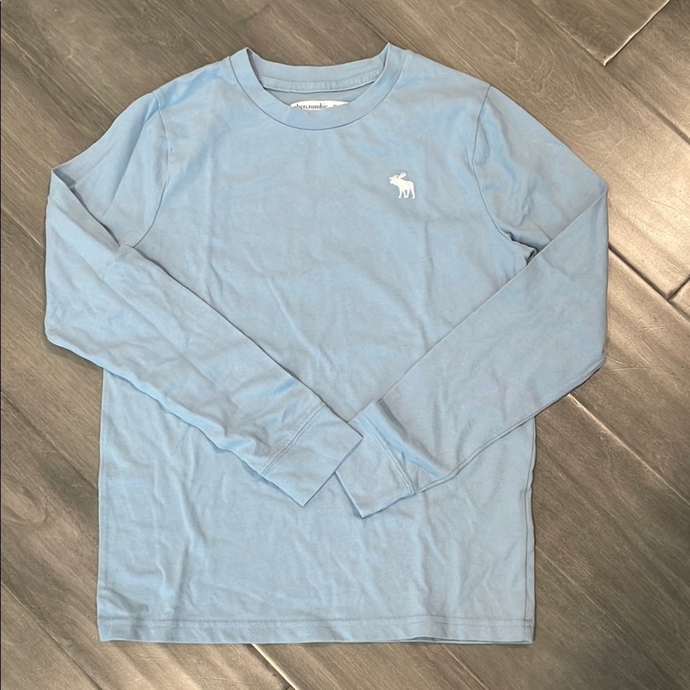 Abercrombie & Fitch Sky Blue Crew Neck Shirt